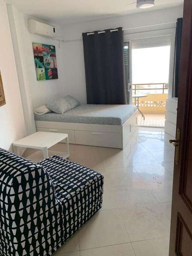 Apartment In Torremolinos Close To Beach Eksteriør bilde